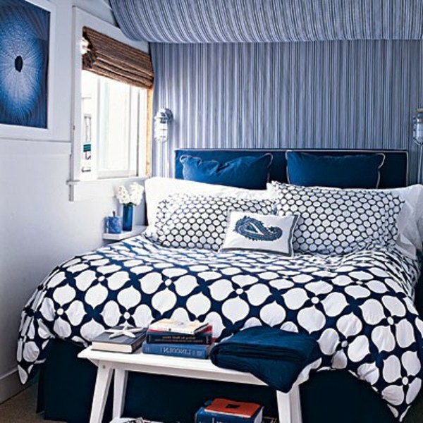 Wall behind bed headboard bed blue bed bench