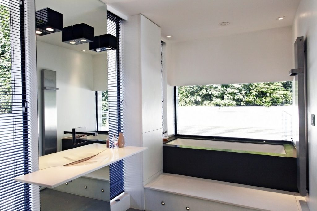 contemporary bathroom wall mirrors