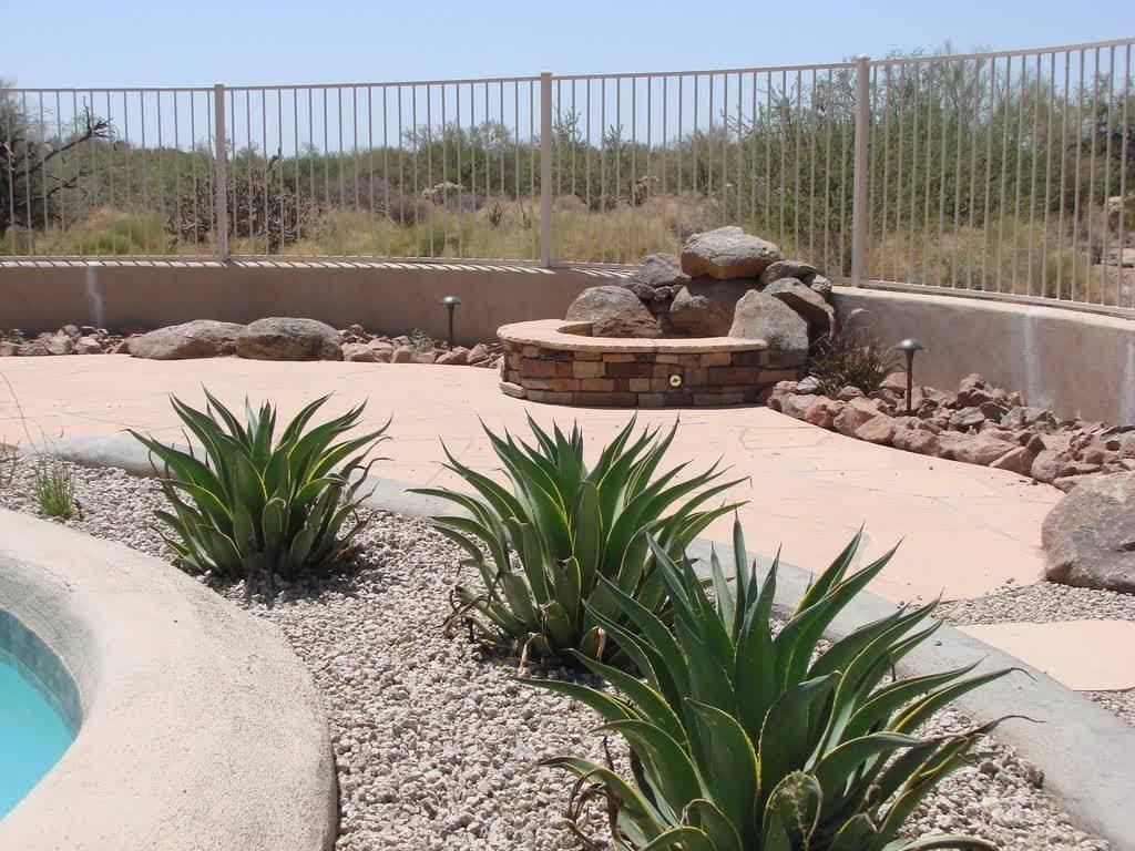 26 - backyard landscaping ideas desert