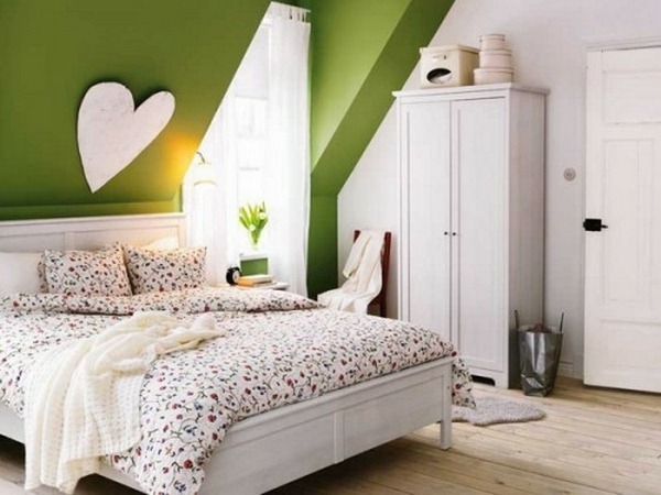 grass green wall bedroom Penthouse heart decoration idea