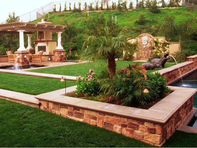 4 - luxury backyard landscaping ideas