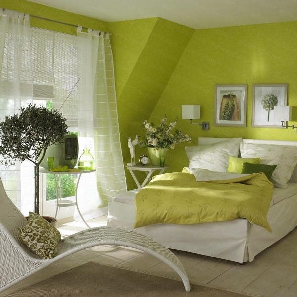green wall design for bedroom cozy