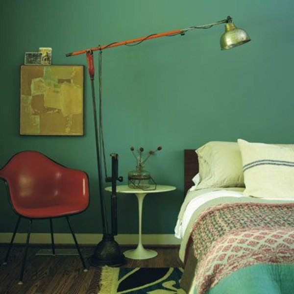 green wall design for bedroom interesting lamp