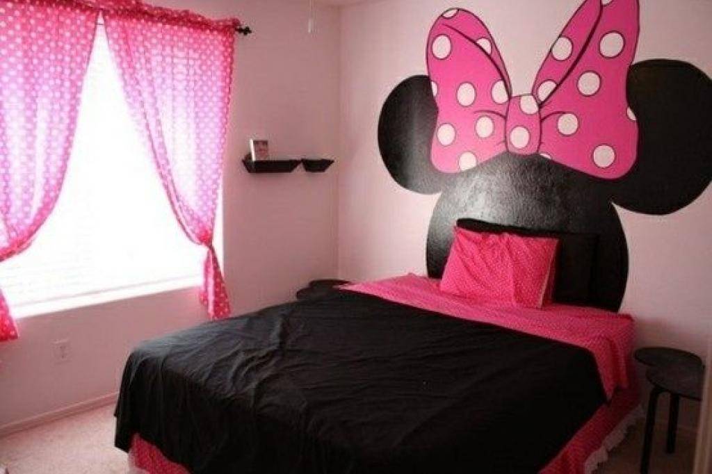 Minnie Mouse for Girls Room