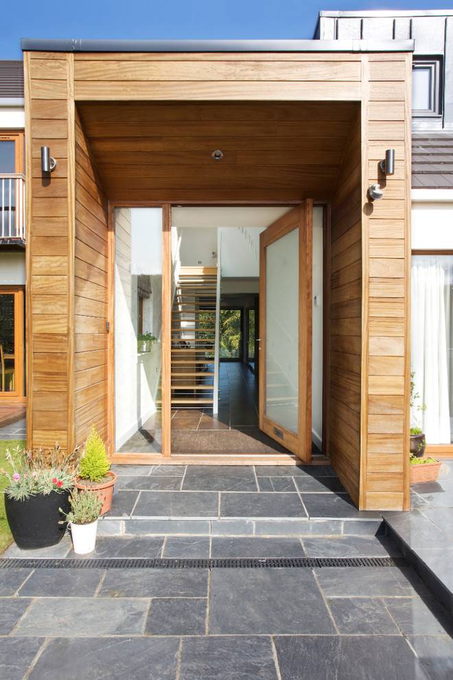 Contemporary front entry