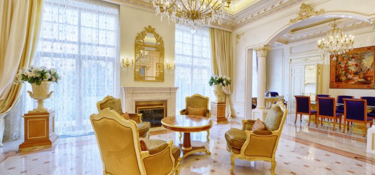 Give Superb Look to Your Home with French Provincial Reproduction Furniture