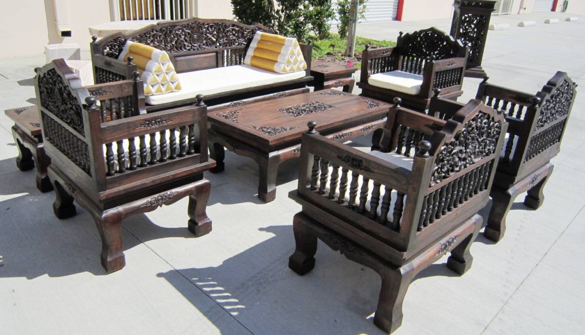 Furniture for outdoor living spaces