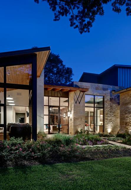 Inspirational contemporary home exterior