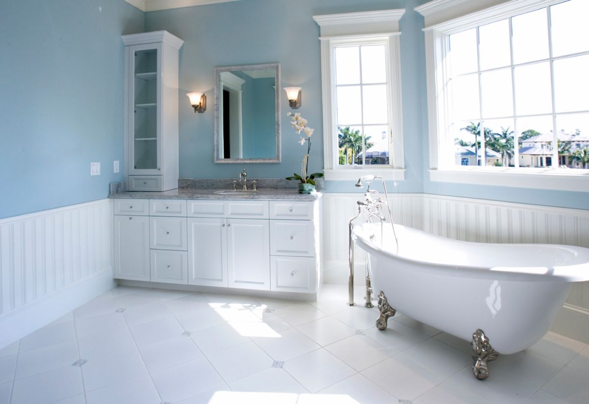 White floor tile for bathroom as excellent flooring idea