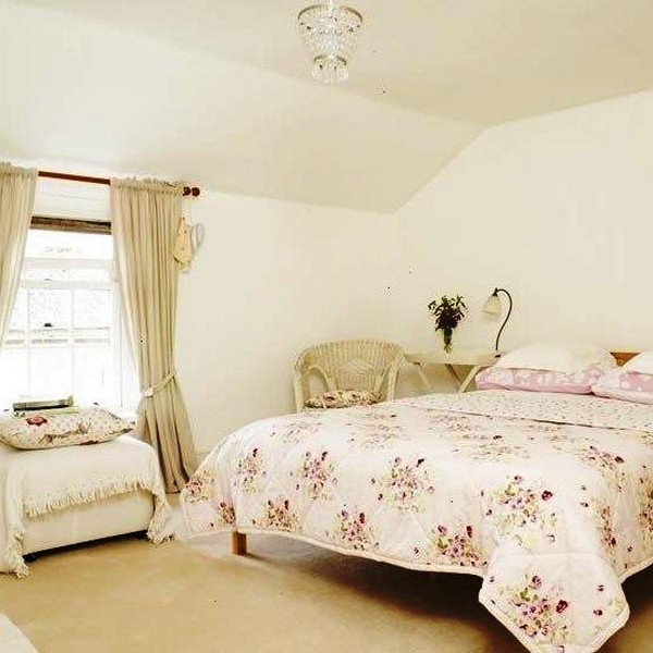 bedroom decorating ideas pink