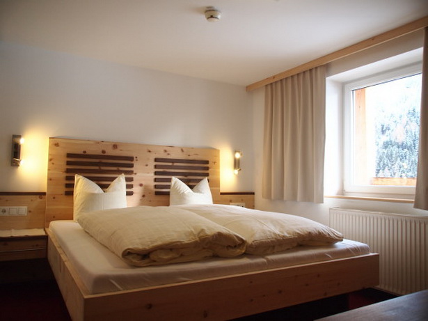 Bedrooms design in pine wood (12)