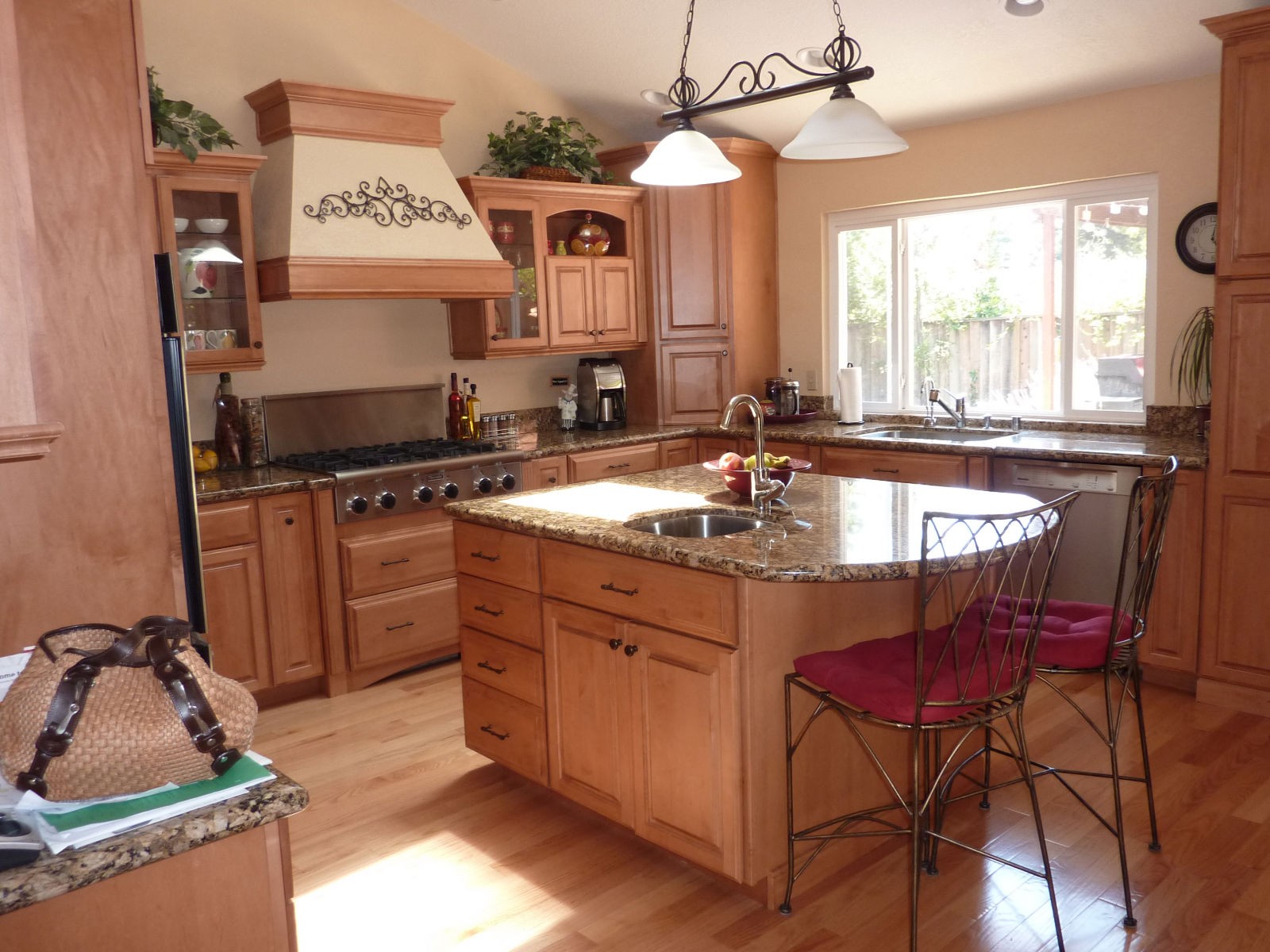 movable kitchen island with breakfast bar uk