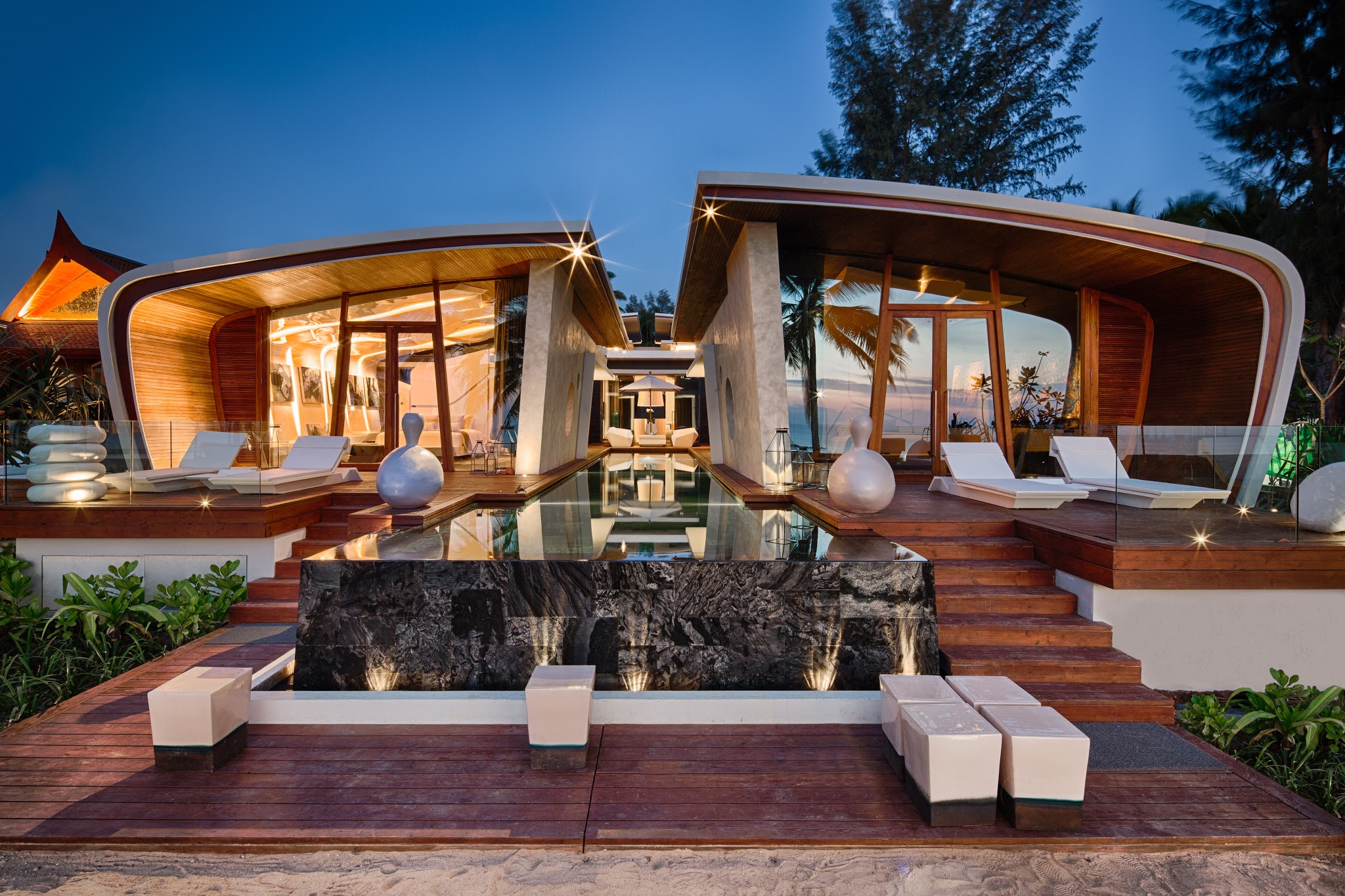 Ultramodern Iniala Luxury Beach House by A-cero