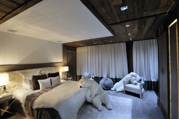 White Bear stuffed animals Largestyle Brickell bedroom