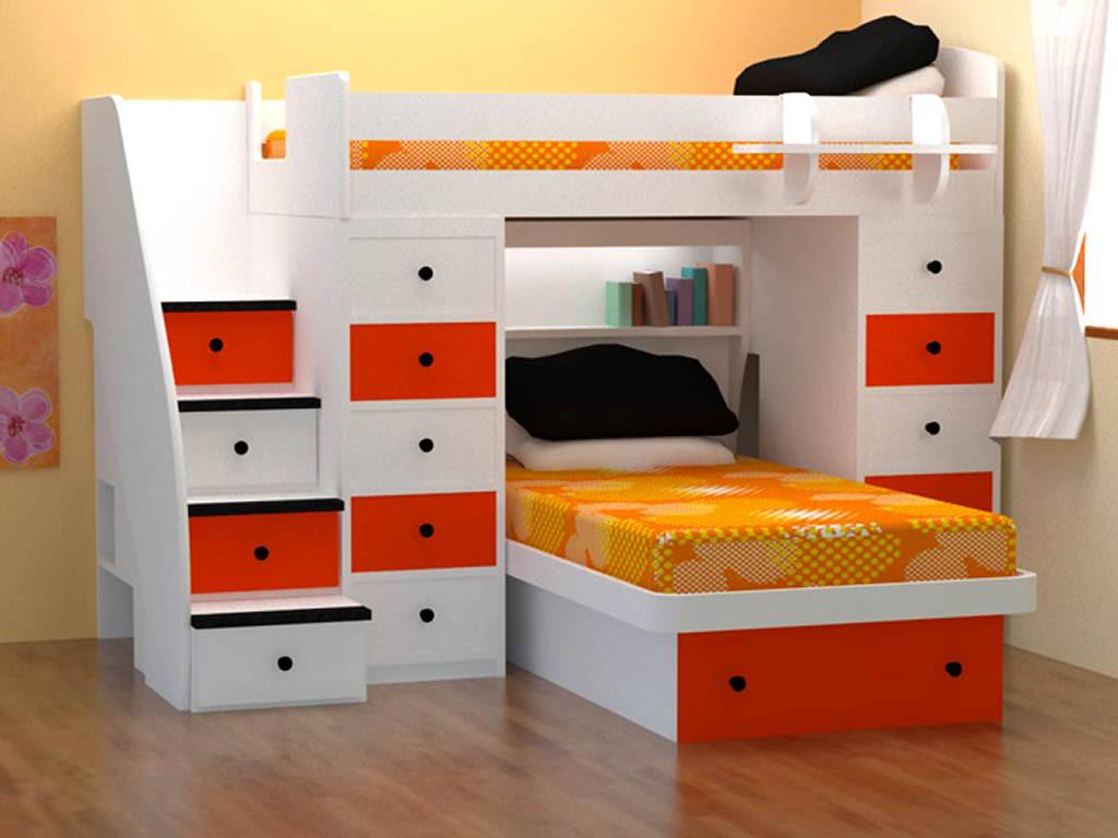 Maximize the storage space in bedroom 