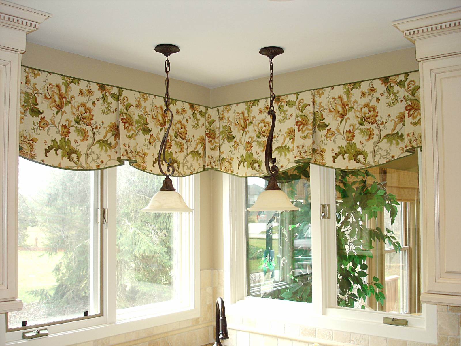 15 Amazing Kitchen Curtains Valances Ideas Interior Design