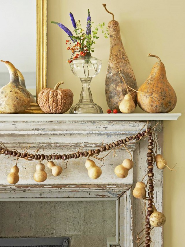 mantels decoration with pumpkin