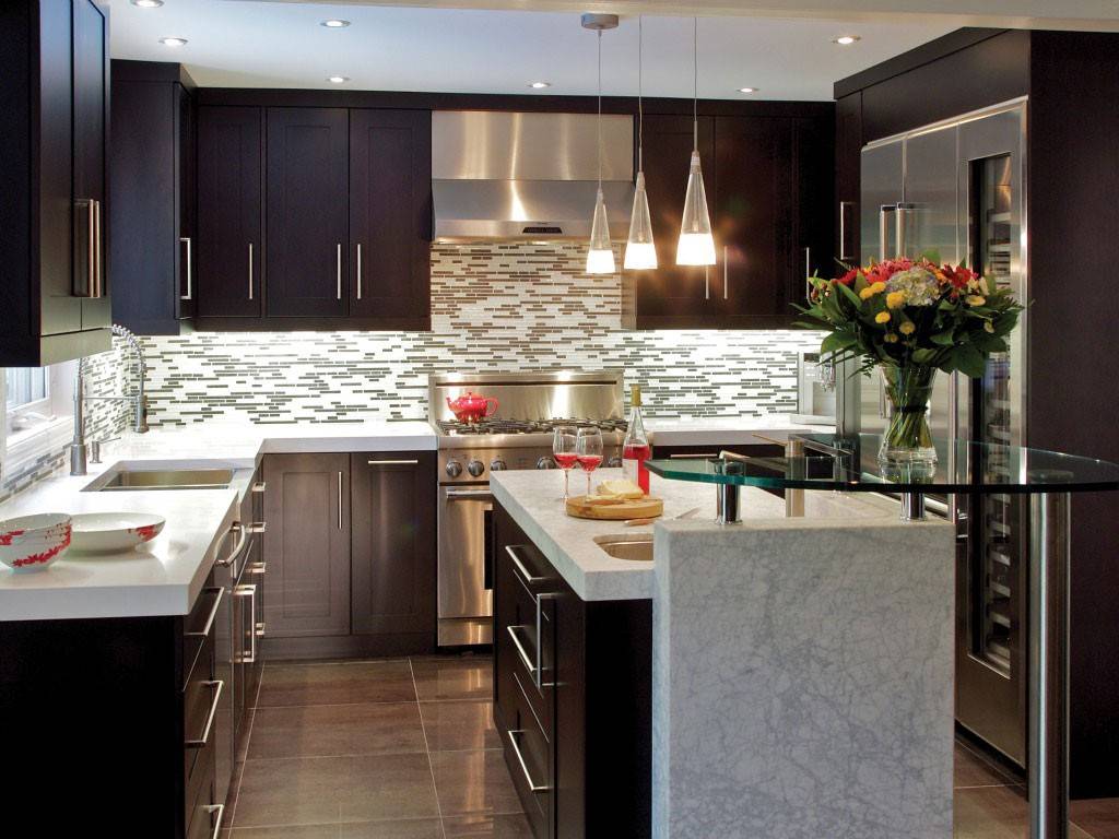 Modern kitchen design for small apartment