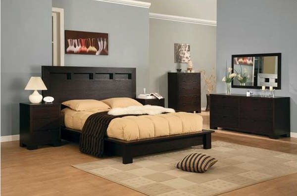 bed with head board in the bedroom