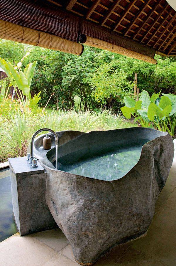 Amazing tub design outdoor view