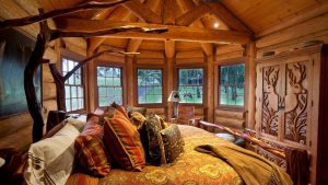 Bedroom ideas in a country house style – rustic charm in the House