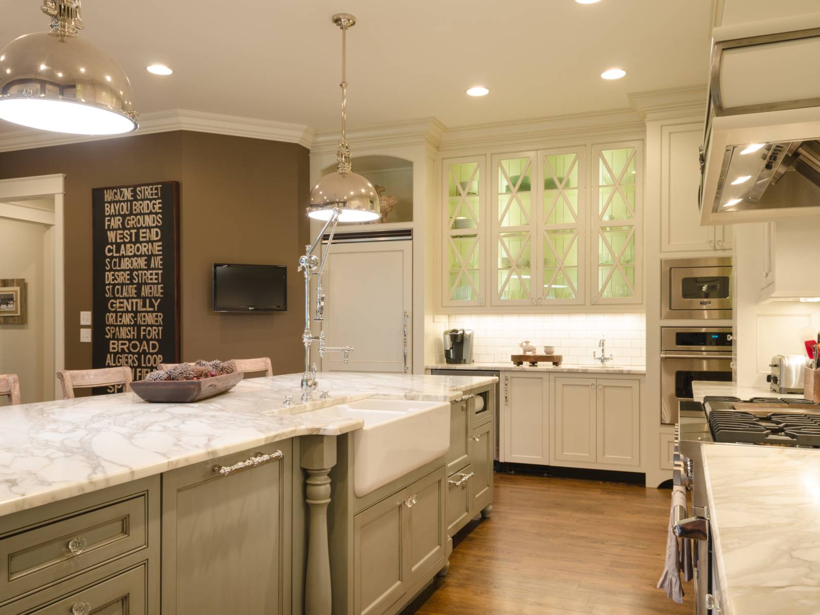 Amazing Kitchen Remodel Project with Entertainment Center & Laundry room