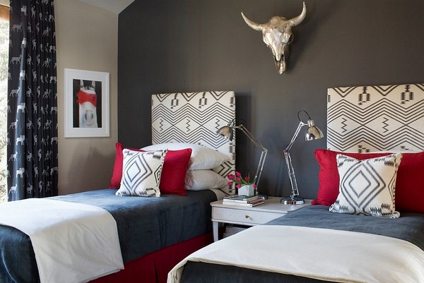 Beautiful bedrooms in gray and red2
