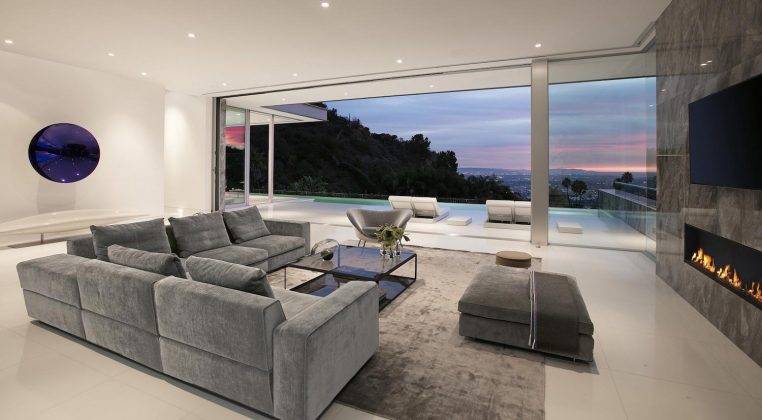 ultramodern-luxury-doheny-residence-with-killer-views-over-los-angeles-mcclean-design-07-762x420