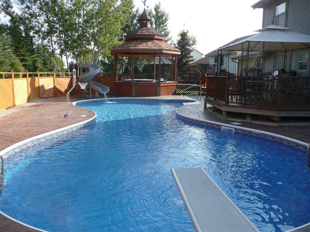 cool-shaped-swimming-pool-10