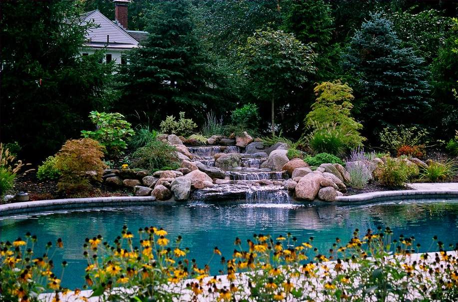 inground-swimming-pool-landscape-designs