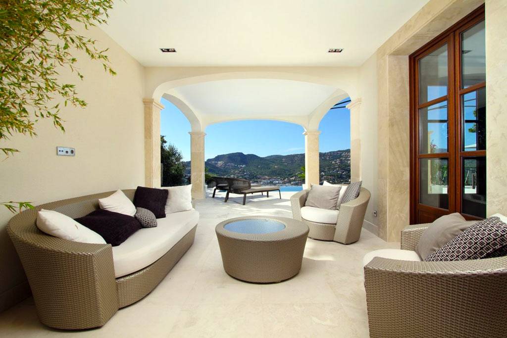 luxury-modern-living-room-furniture