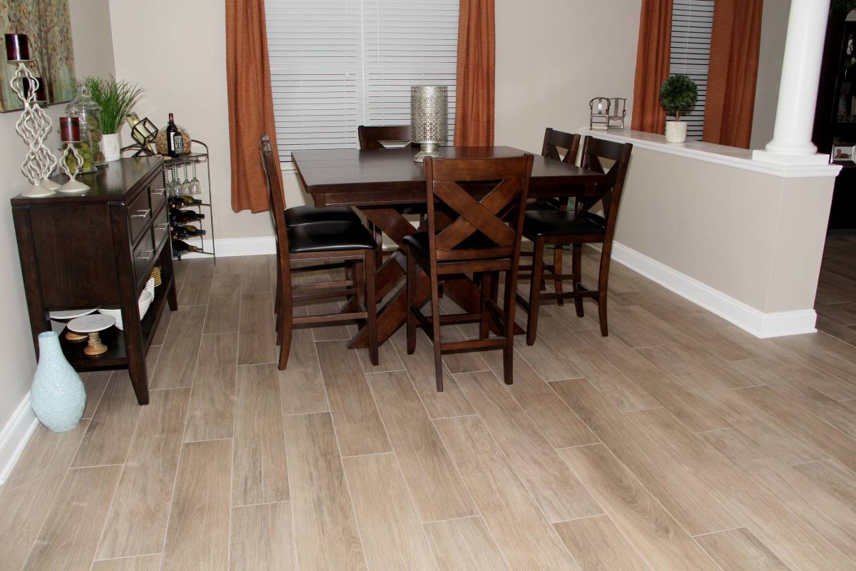 14 Amazing Interior Ideas Of Laminate Flooring With A Herringbone