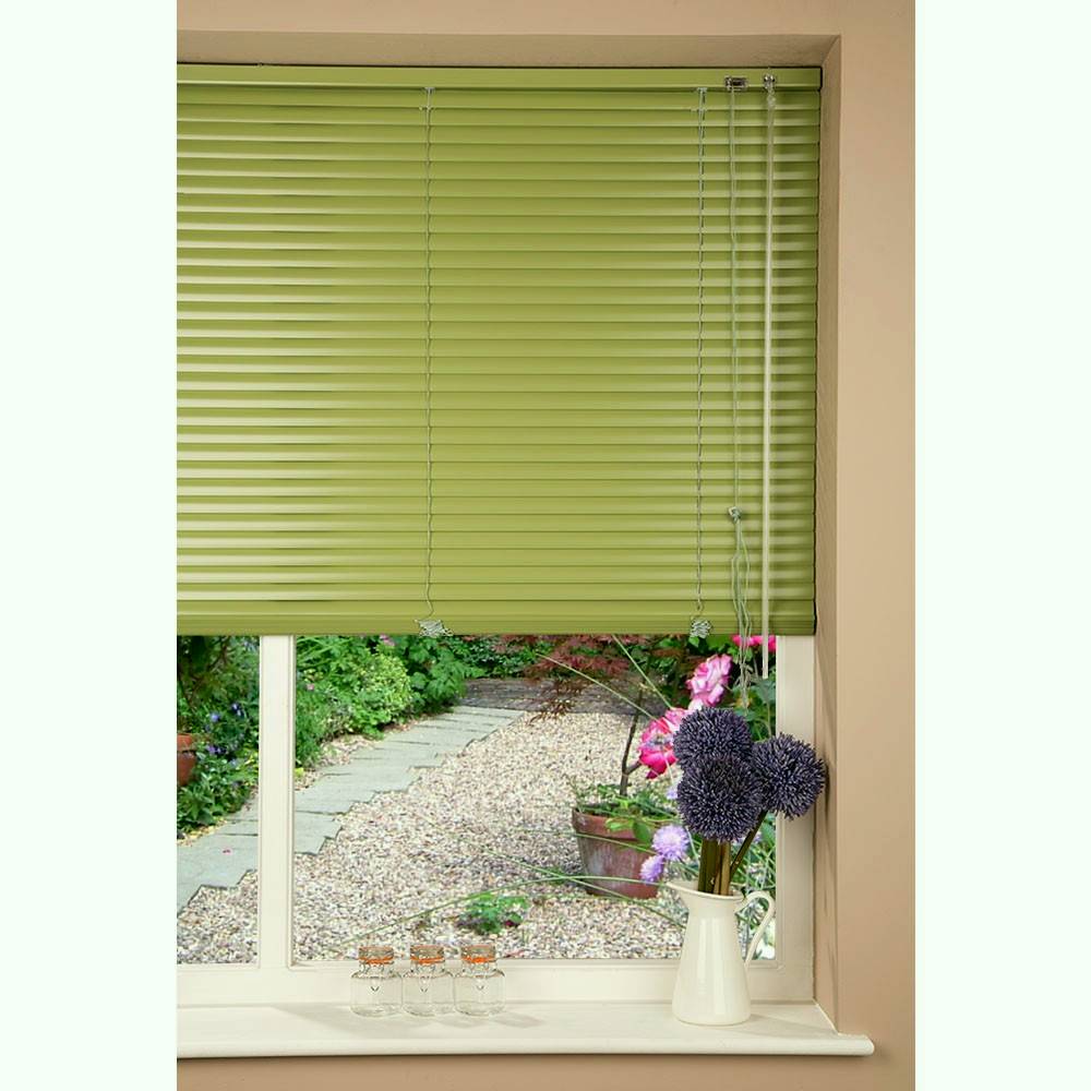 lime green aluminium venetian blinds