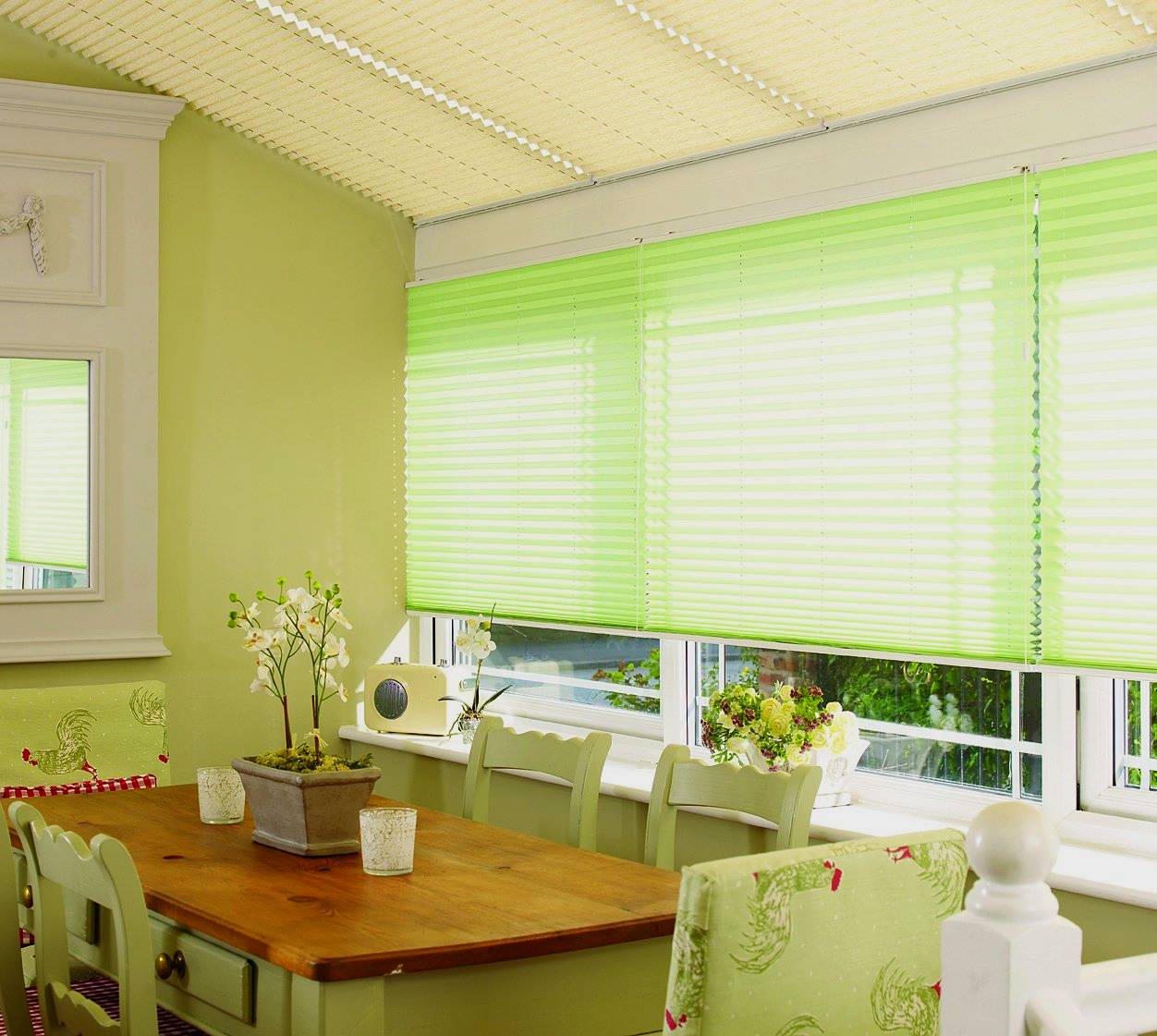 lime green venetian blinds