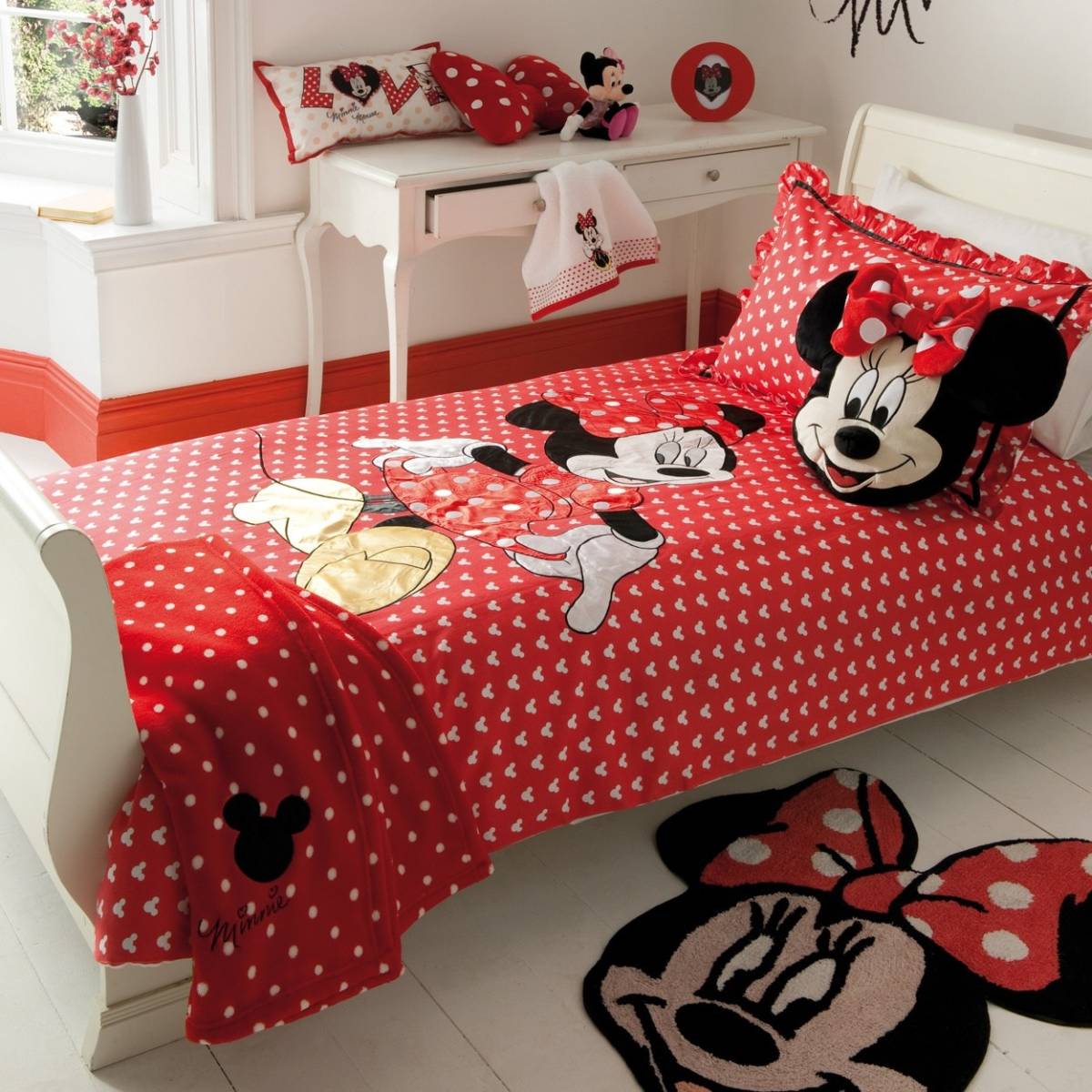 minnie mouse toddler bedding red