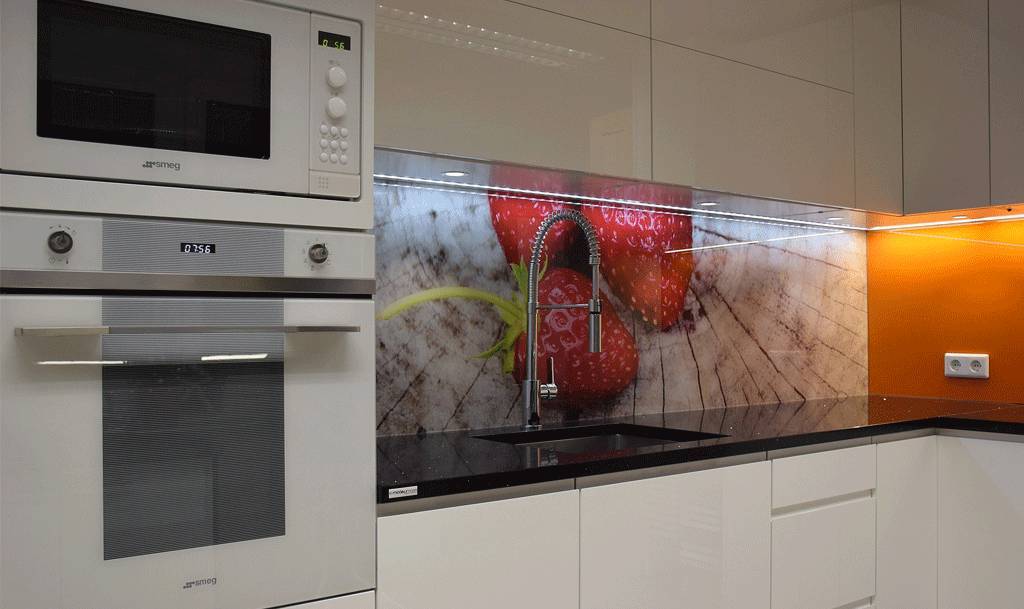 printed glass splashbacks for kitchens