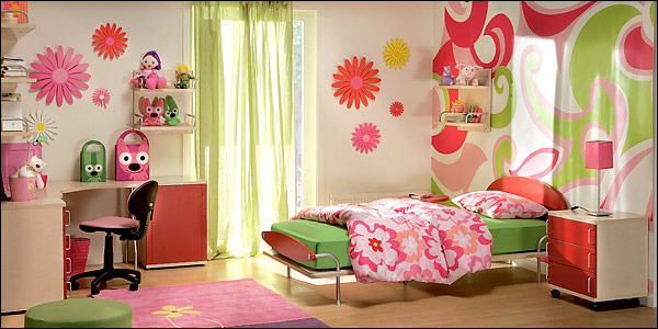 Use easy flowing and uncomplicated curtain designs for kids room