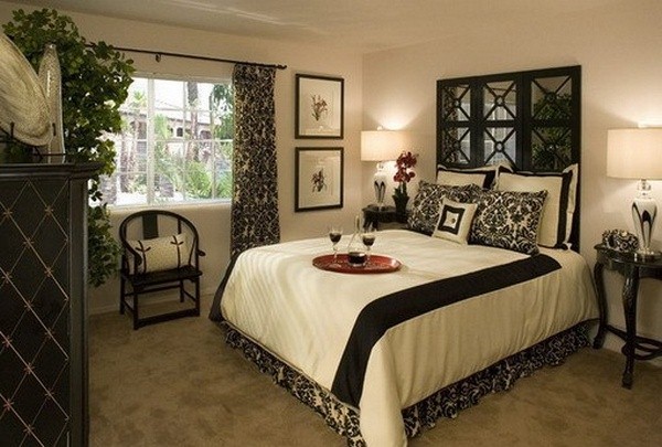 Contemporary-master-bedroom-with-cozy-decoration-design-idea