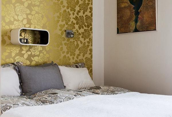 bedroom decorating ideas in gold and white