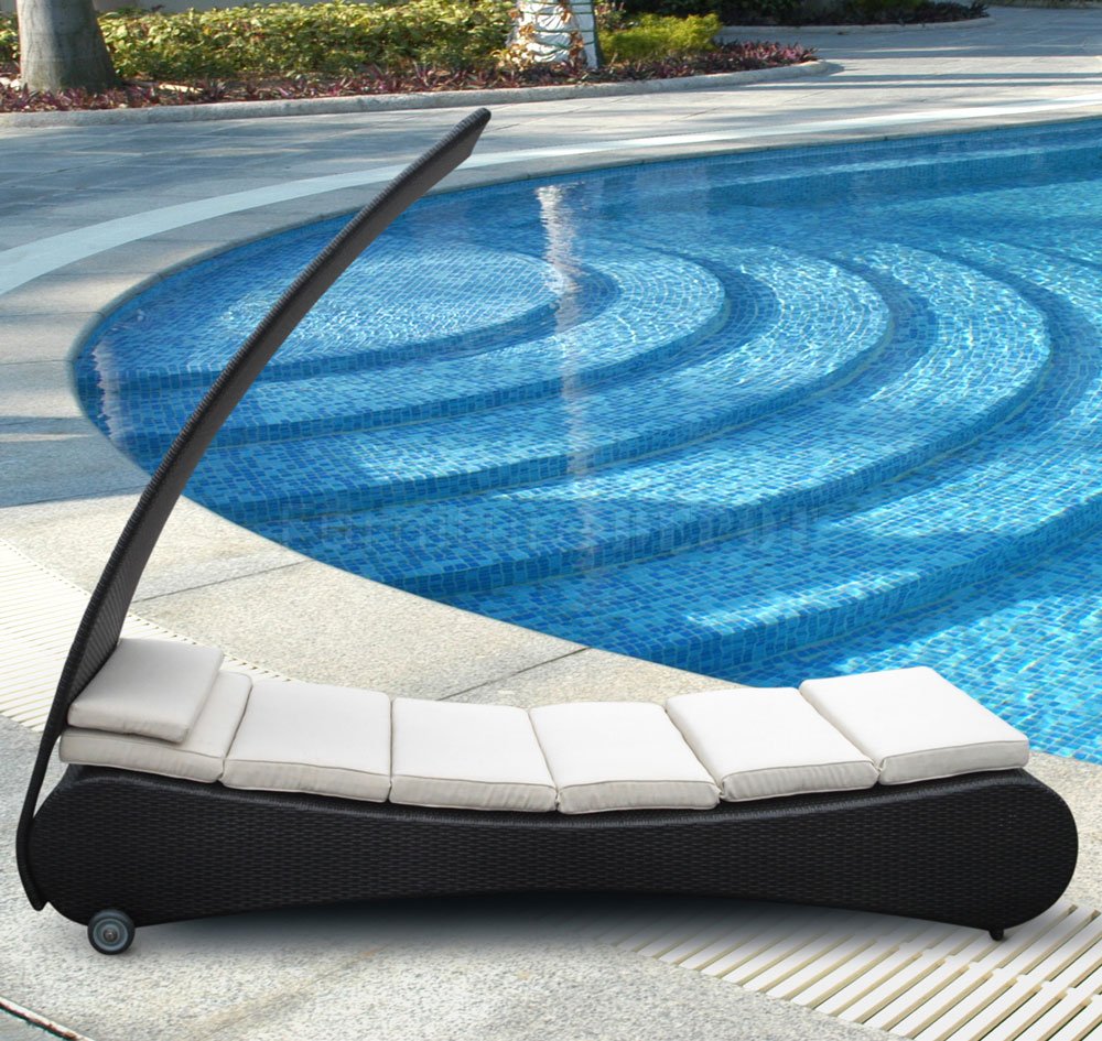 outdoor sun lounge chairs