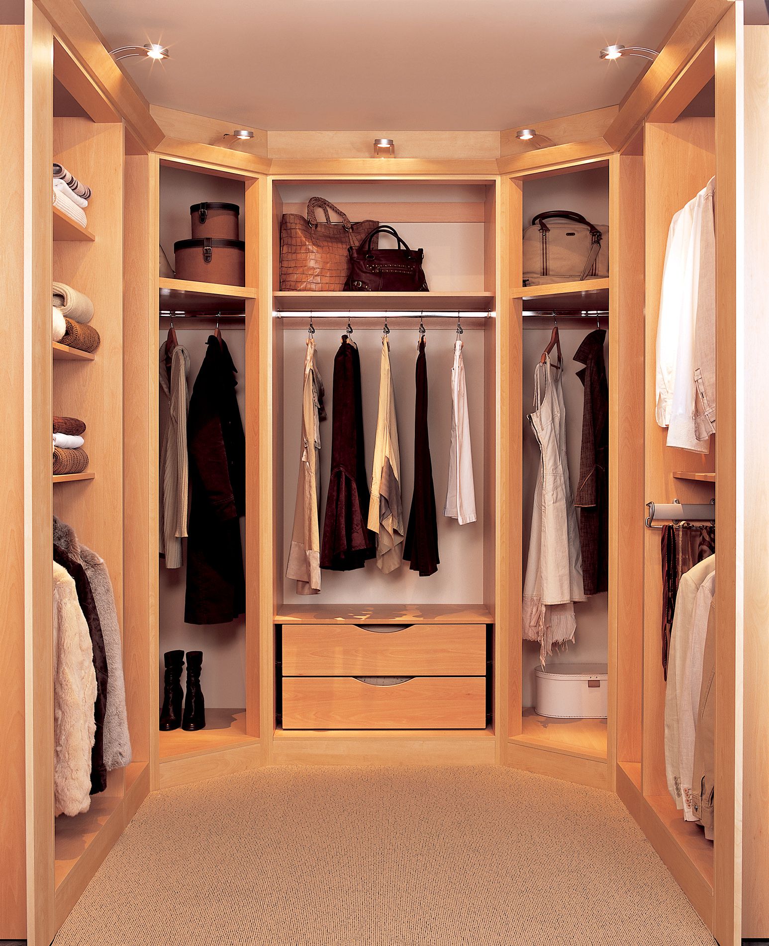 small walk in closet modern